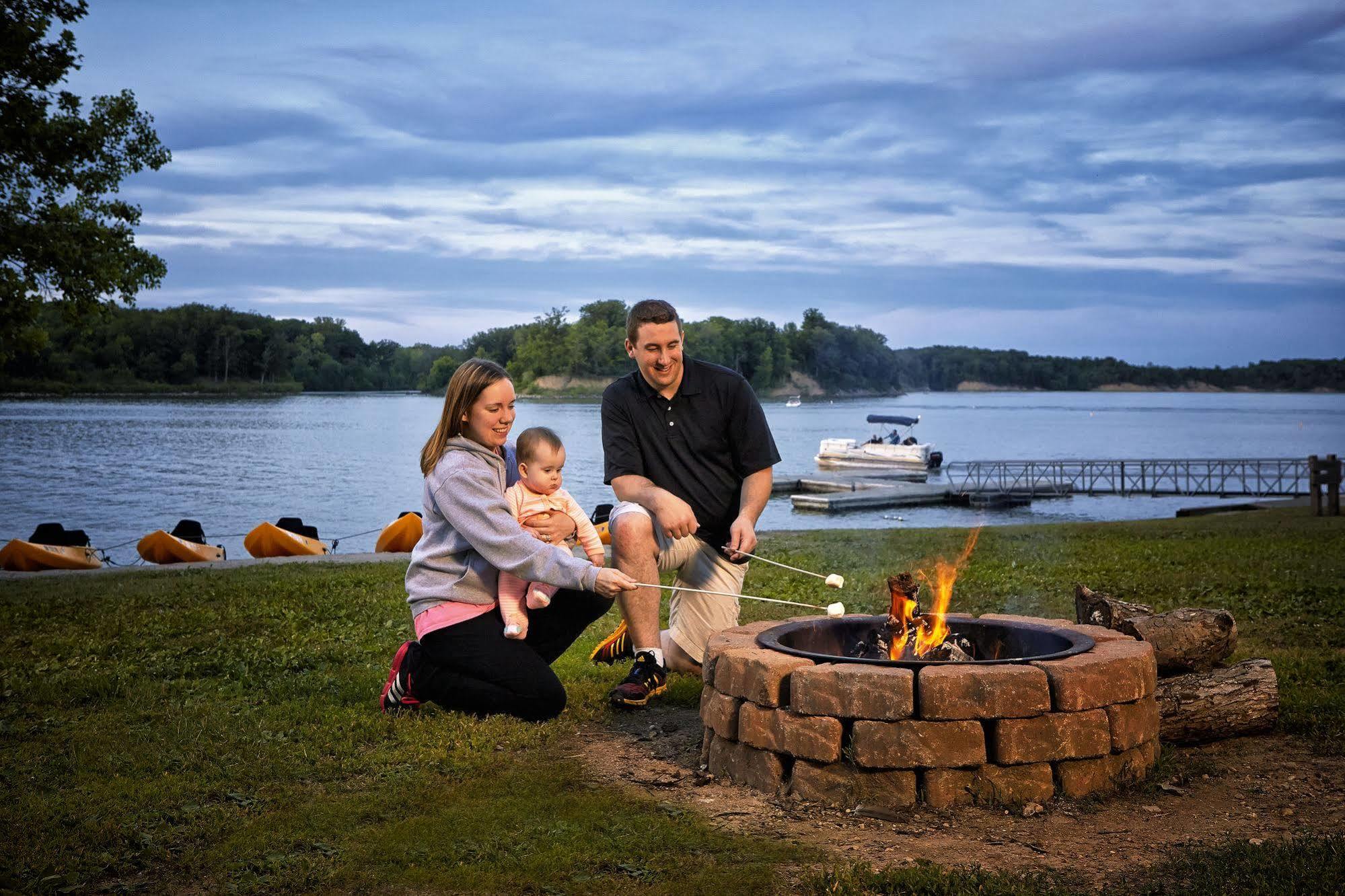 Deer Creek State Park And Conference Center 4*